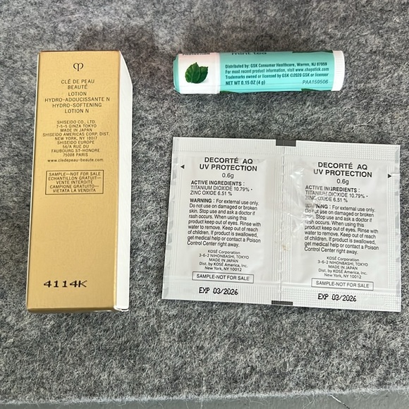 Cosmetic/ Travel Bag Bundle Red Metallic - Picture 6 of 7